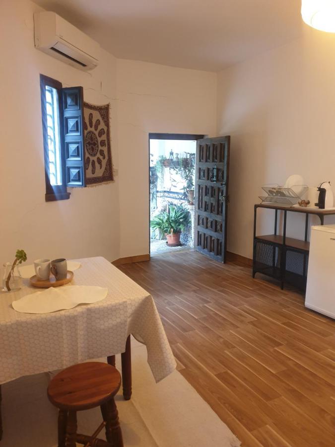 Ferienwohnung Aljibe Del Albayzin Granada Exterior foto